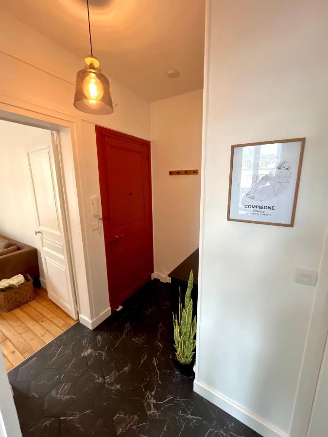 Appartement Entier En Plein Coeur Du Centre Ville Compiègne Esterno foto